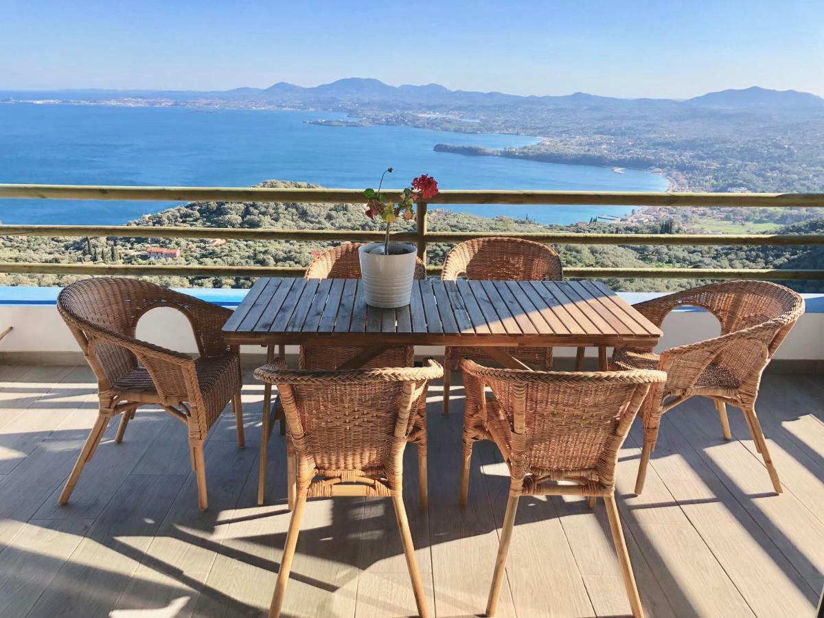 House Teigan Of Villa Intaba Breath Taking Sea Views Corfiot Riviera Corfu Island Greece With Pool Close To Ipsos Beach Pyrgi  エクステリア 写真